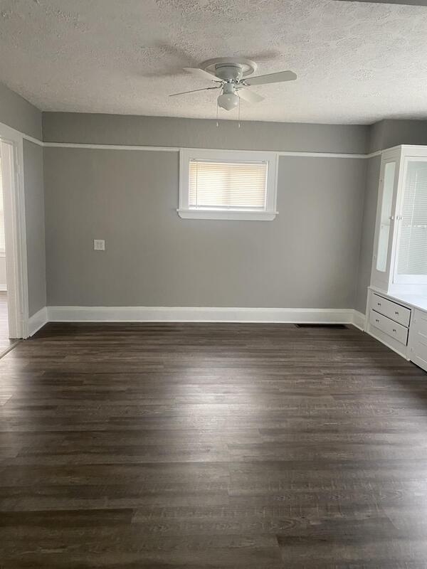 18710 Neff Rd in Cleveland, OH - Building Photo - Building Photo