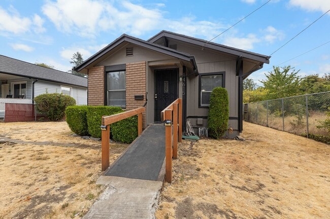 property at 14615 Portland Ave SW