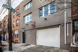 Graffiti Lofts in Philadelphia, PA - Building Photo