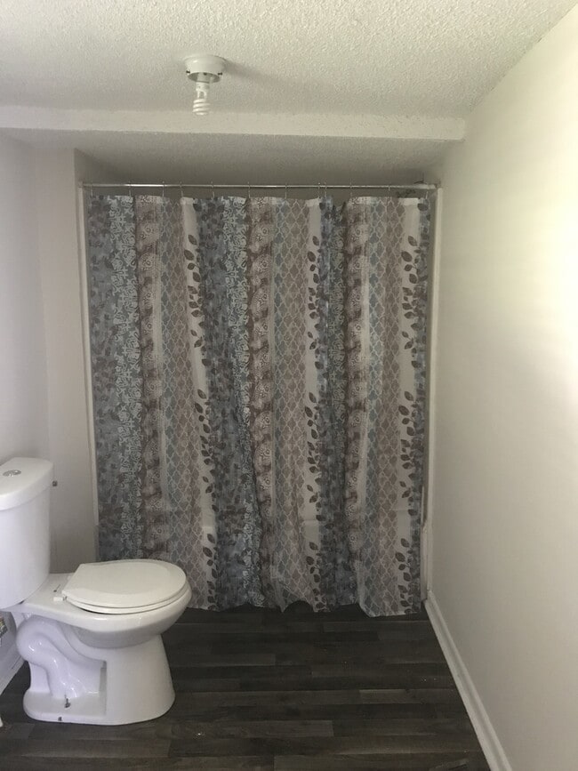 408 N Morris St in Gastonia, NC - Building Photo - Building Photo