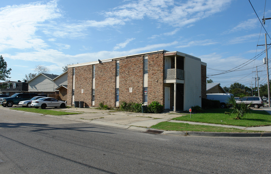 3400 Clearview Pky in Metairie, LA - Building Photo