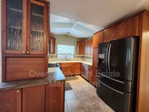 2421 Asterion Cir in Anchorage, AK - Building Photo - Building Photo