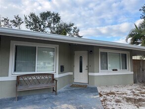 5920 1st St N in St. Petersburg, FL - Building Photo - Building Photo