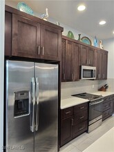 2533 SW 38th Terrace in Cape Coral, FL - Building Photo - Building Photo