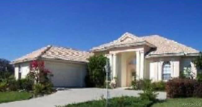 property at 215 W Mickey Mantle Path