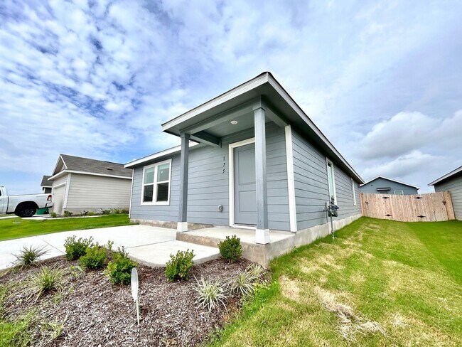175 Kyanite Dr in Maxwell, TX - Building Photo - Building Photo