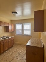 15878 Kentucky St in Detroit, MI - Building Photo