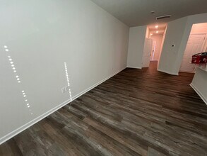 Room in Townhome on Starlight St in Sanford, NC - Building Photo - Building Photo
