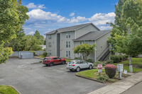 5100 10th Ave NE in Keizer, OR - Foto de edificio - Building Photo