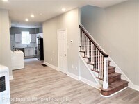 232 N Simpson St photo'