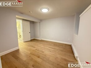 7 Sparhawk St, Unit 1 in Boston, MA - Building Photo - Building Photo