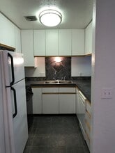 824 S Langley Ave, Unit 101 in Tucson, AZ - Foto de edificio - Building Photo