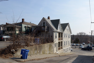 319 Main St in East Greenwich, RI - Building Photo - Building Photo