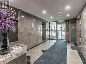30 Malta Ave. in Brampton, ON - Building Photo - Building Photo