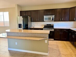 7628 Schuders Ave in Las Vegas, NV - Building Photo - Building Photo