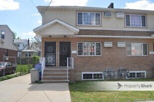 118-36 Guy R Brewer Blvd in Queens, NY - Building Photo