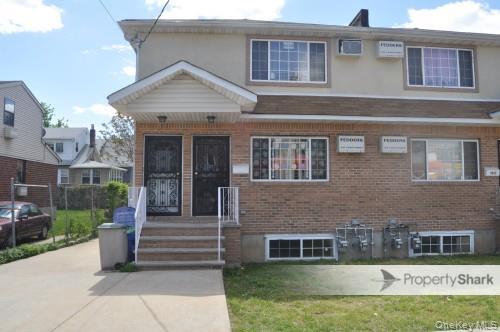 118-36 Guy R Brewer Blvd in Queens, NY - Building Photo