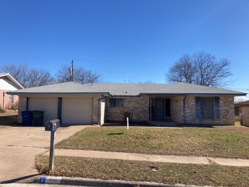 2106 Boland St in Copperas Cove, TX - Building Photo