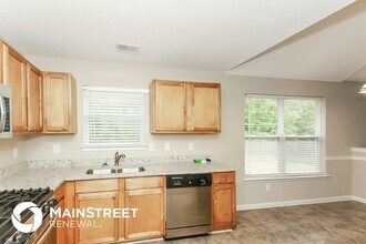 5888 Bluegrass View in Fairburn, GA - Building Photo - Building Photo