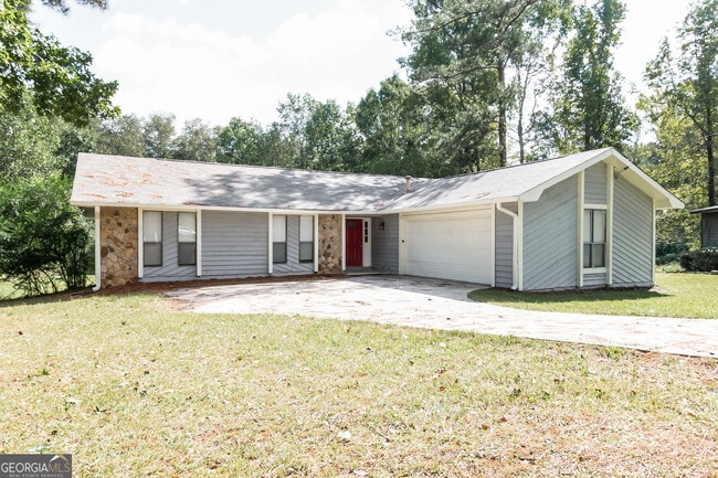 356 Montgomery Pl in Jonesboro, GA - Building Photo - Building Photo