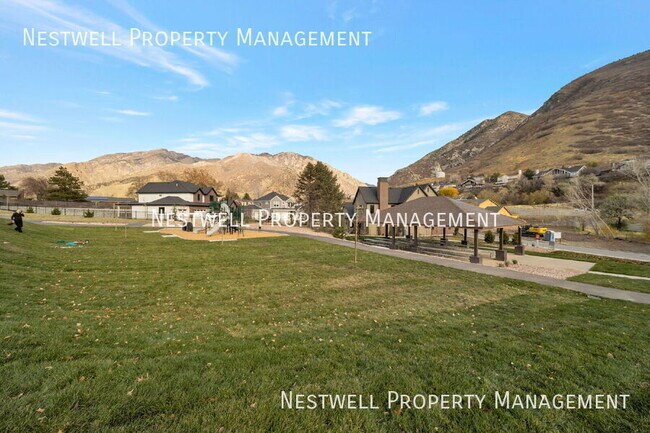 3656 E Summerhill Dr in Cottonwood Heights, UT - Building Photo - Building Photo
