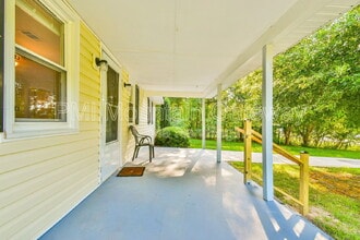 8358 GA-254 in Cleveland, GA - Building Photo - Building Photo