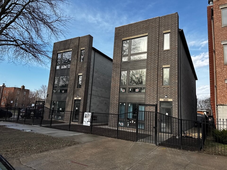 4152 S Michigan Ave in Chicago, IL - Building Photo