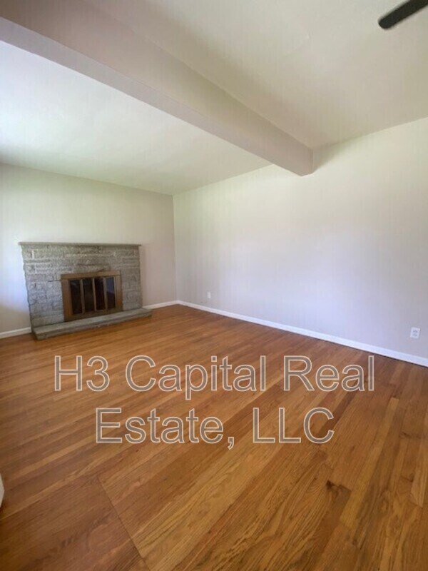 2917 Grand Ave in Granite City, IL - Building Photo - Building Photo