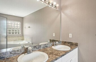 232 SE 2nd Terrace in Cape Coral, FL - Building Photo - Building Photo