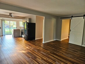 122 Haman Rd in Inverness, IL - Building Photo - Building Photo