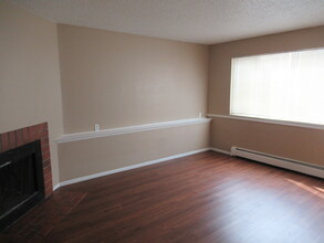 3965 Stonedike Dr in Colorado Springs, CO - Building Photo - Building Photo