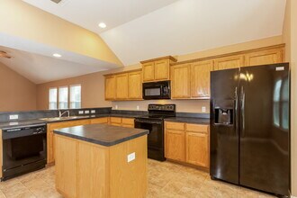 1012 Junegrass Ln in Crowley, TX - Building Photo - Building Photo