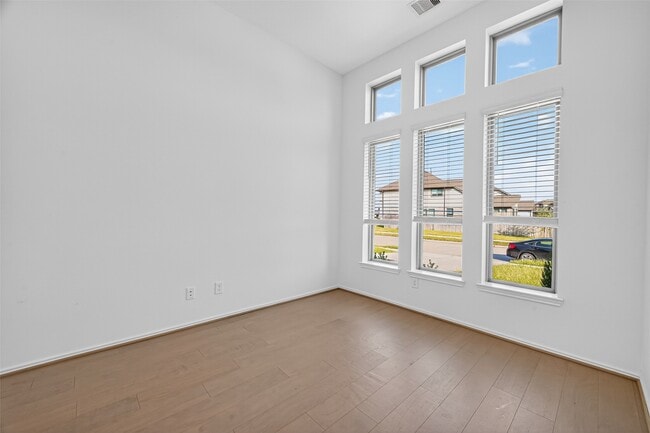 property at 1527 Munson Valley Rd