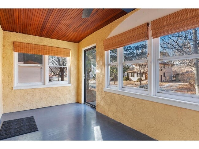 445 Upton Ave S in Minneapolis, MN - Building Photo - Building Photo