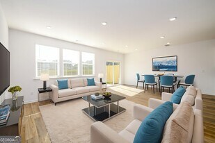 2559 Adventure Way in Atlanta, GA - Building Photo