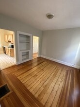 48 Gardena St, Unit #1 in Boston, MA - Foto de edificio - Building Photo