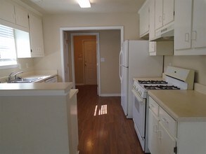 140 Cannon Dr in Fayetteville, GA - Building Photo - Building Photo