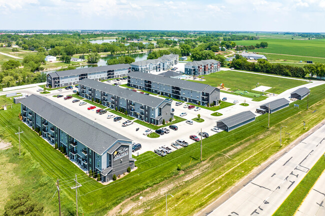 Talon Apartments in Grand Island, NE - Building Photo - Building Photo