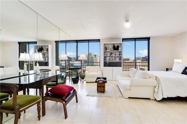 property at 1122 Colorado St