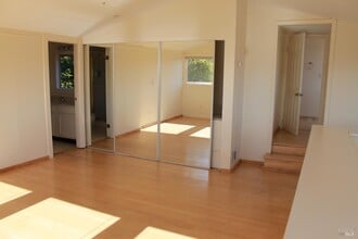 230 Diviso St in Tiburon, CA - Building Photo - Building Photo