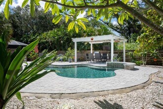 680 41st St in Sarasota, FL - Building Photo - Building Photo