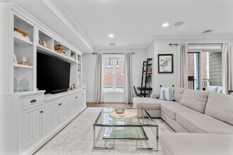 10-14-14 Sydney St in Boston, MA - Building Photo - Building Photo