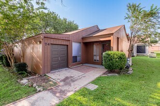 74 Westwood Dr W in Trinity, TX - Building Photo - Building Photo