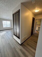 2016 W Jefferson St in Siloam Springs, AR - Building Photo - Building Photo