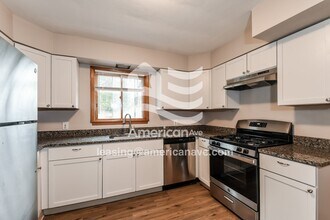 137 Courtland Pl in Collinsville, IL - Building Photo - Building Photo