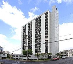 Punahou Royale in Honolulu, HI - Building Photo - Building Photo