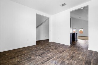 19401 Great Falls Dr in Manor, TX - Building Photo - Building Photo
