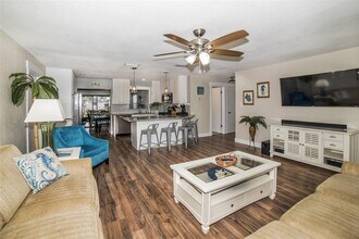 2472 Whitman St in Clearwater, FL - Building Photo - Building Photo