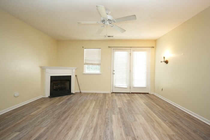 8130 Rudolph Rd in Charlotte, NC - Building Photo