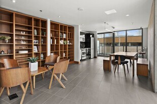 1010-1016 6 St SW in Calgary, AB - Building Photo